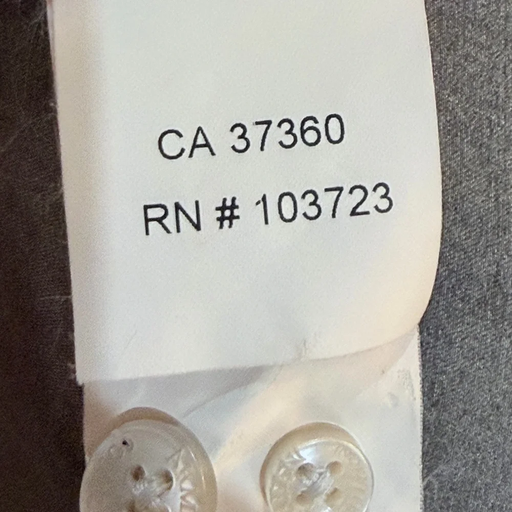 Armani Collezioni Green and Black Marbled 100% Silk Button Down Shirt - Picture 9 of 12